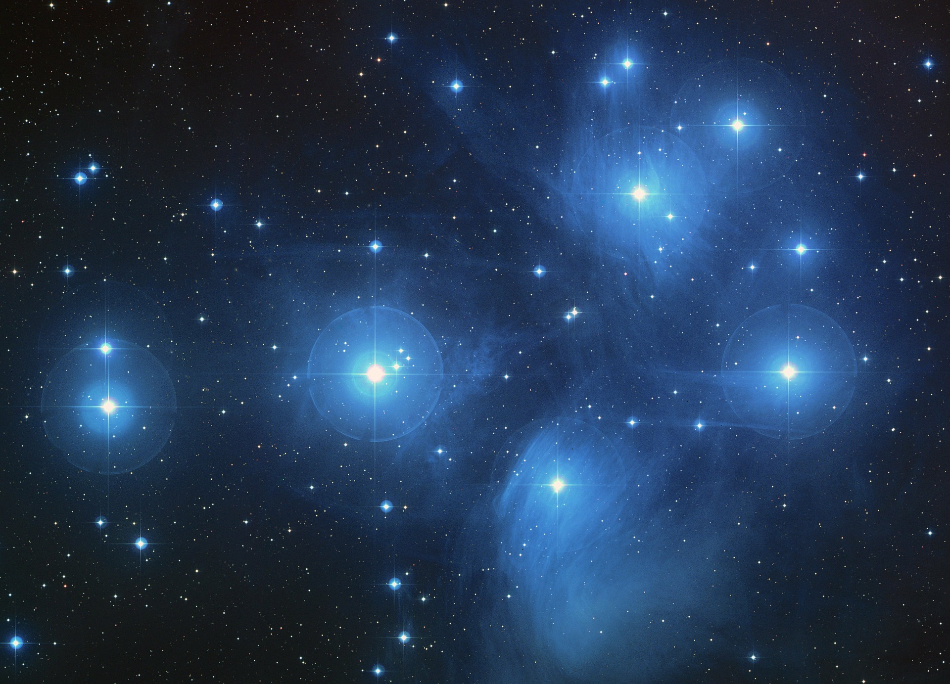 the pleiades star cluster 11637 1920